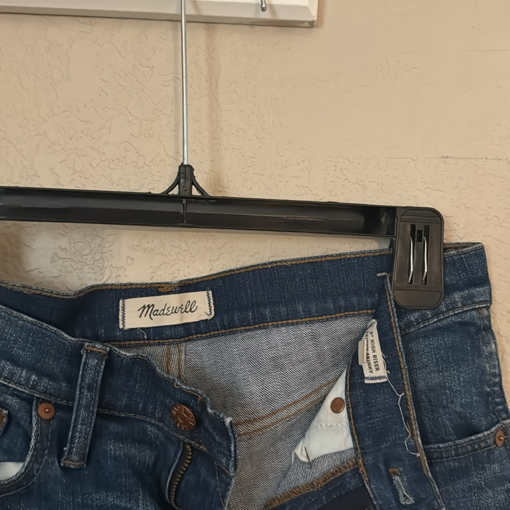 Madewell 9” High Riser Jean - Picture 2 of 5